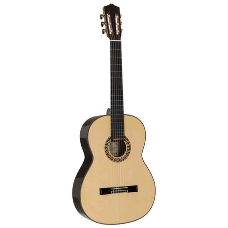 Salvador Cortez CS-130 – Klassieke gitaar met massief spruce bovenblad en palissander zij- en achterkant