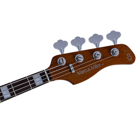 Sire V7N A4/AWH Marcus Miller 4-snarige Actieve Basgitaar Antique White met Elzen Body en Heritage-3 Preamp