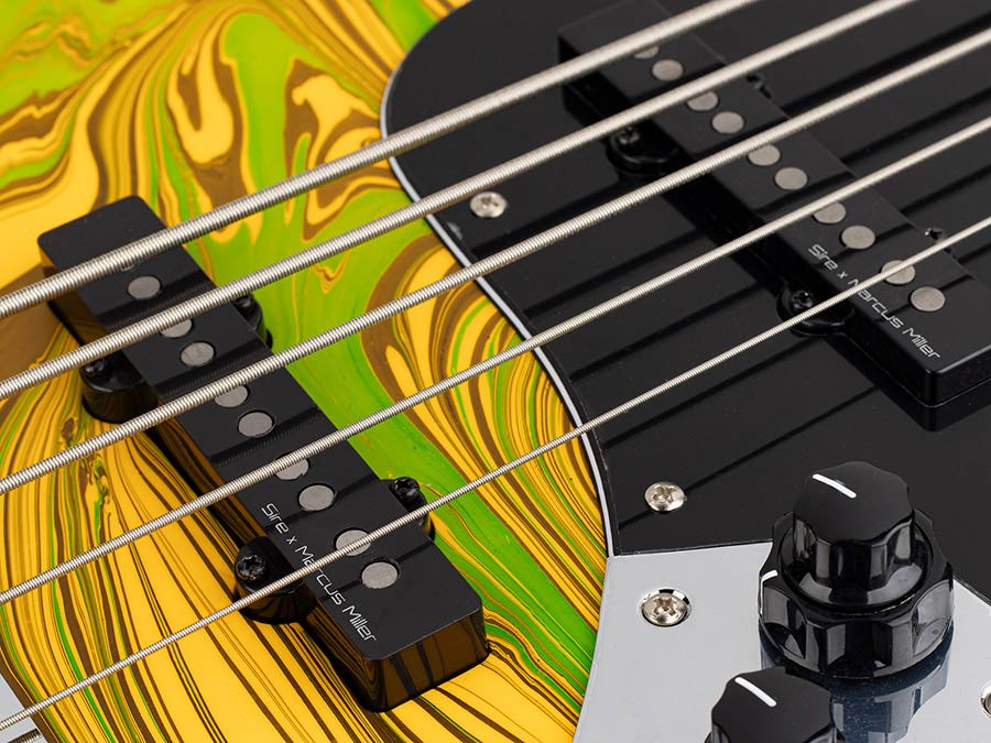 Sire V7N A5/YS Marcus Miller 5-snarige Actieve Basgitaar Matte Yellow Swirl met Elzen Body en Heritage-3 Preamp