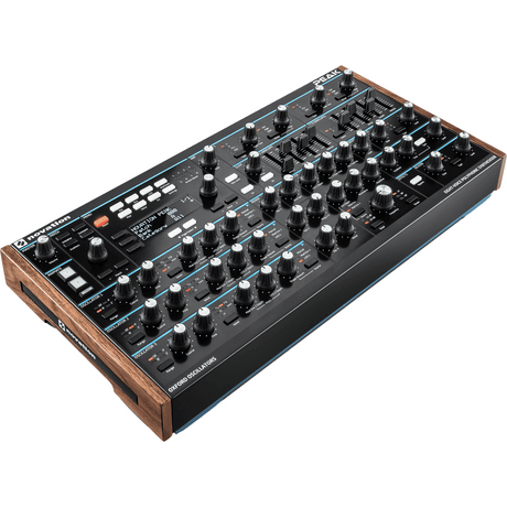Novation Peak – 8-Stemmige Hybride Synthesizer